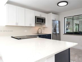 16461 Blatt Blvd 104, Weston FL 33326