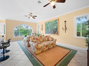 10621 SW 77th Ave, Pinecrest FL 33156