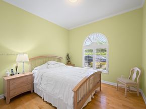 10621 SW 77th Ave, Pinecrest FL 33156