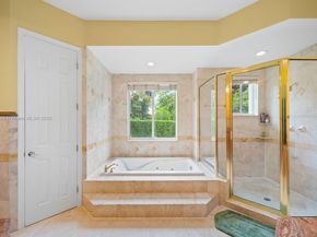 10621 SW 77th Ave, Pinecrest FL 33156