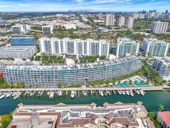 2950 NE 188th St 501, Aventura FL 33180