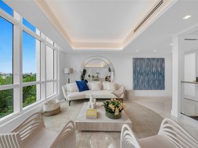 100 S Pointe Dr TH13, Miami Beach FL 33139