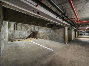 100 S Pointe Dr TH13, Miami Beach FL 33139