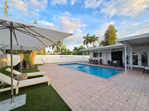 6571 Park St, Hollywood FL 33024