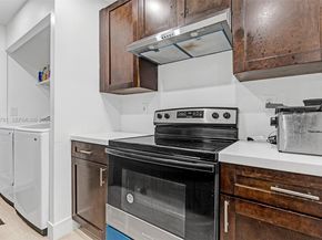 4029 SW 22nd St, West Park FL 33023