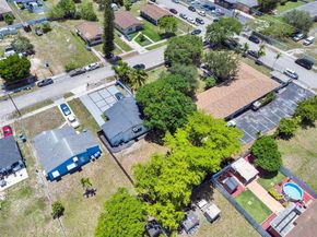 4029 SW 22nd St, West Park FL 33023
