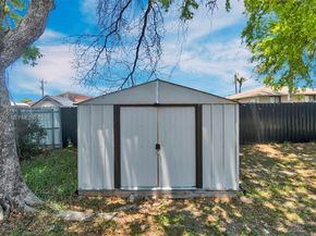 4029 SW 22nd St, West Park FL 33023