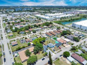 4029 SW 22nd St, West Park FL 33023