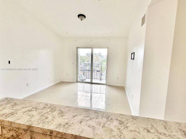 15470 SW 284th St 3308, Homestead FL 33033