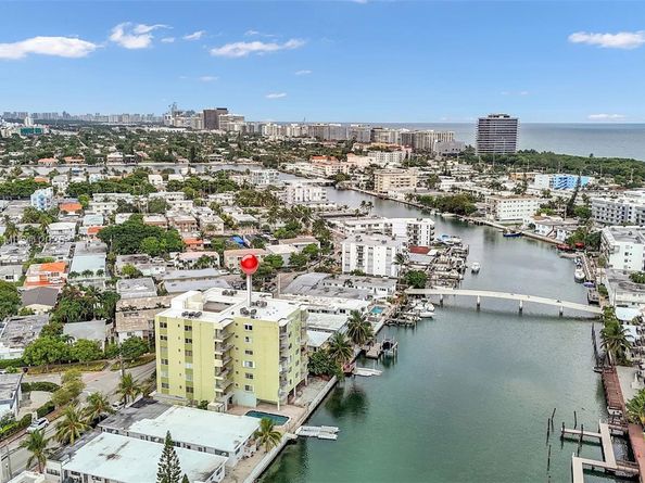 8001 Crespi Blvd 4B, Miami Beach FL 33141