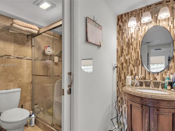 8001 Crespi Blvd 4B, Miami Beach FL 33141