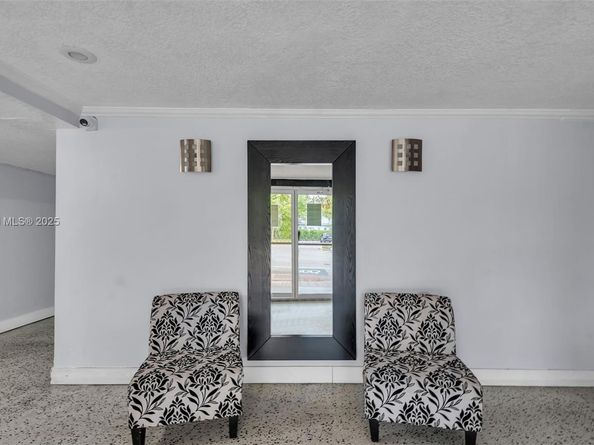 8001 Crespi Blvd 4B, Miami Beach FL 33141