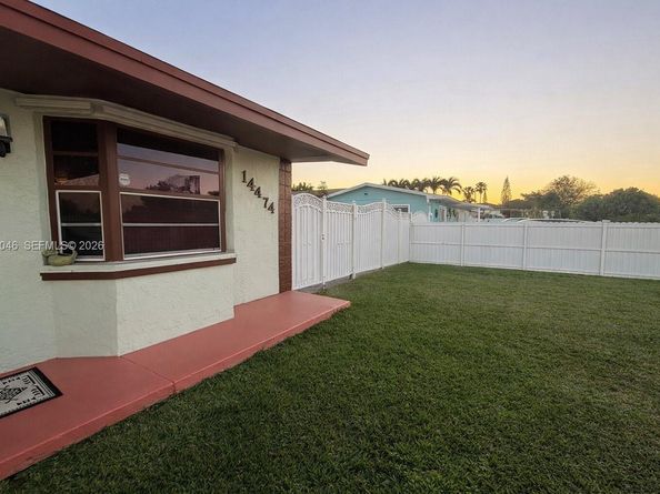 14474 SW 293rd Ter, Homestead FL 33033