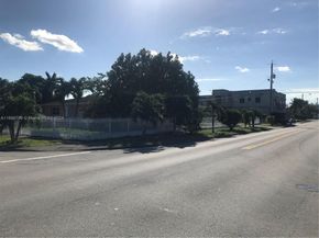 500 E 30th St, Hialeah FL 33013