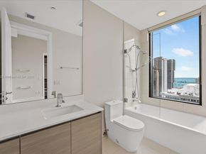 460 NE 28th St 4104, Miami FL 33137