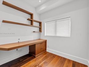 460 NE 28th St 4104, Miami FL 33137