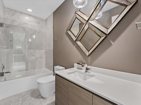 460 NE 28th St 4104, Miami FL 33137