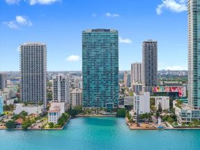 460 NE 28th St 4104, Miami FL 33137