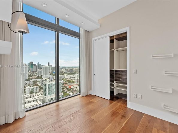 460 NE 28th St 4104, Miami FL 33137
