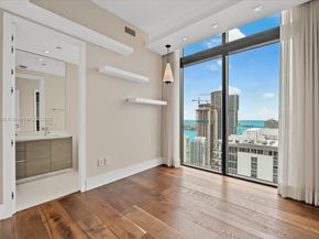 460 NE 28th St 4104, Miami FL 33137