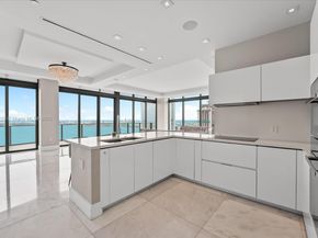 460 NE 28th St 4104, Miami FL 33137