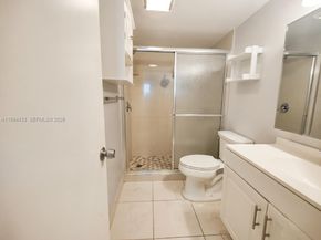 8900 Washington Blvd 415, Pembroke Pines FL 33025