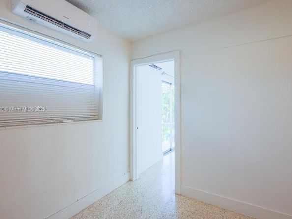 3050 NW 21st Ave 9, Miami FL 33142