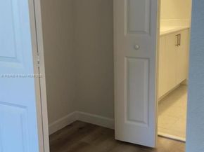 238 SW 159th Ct, Pembroke Pines FL 33027