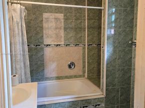 1428 NW 51st Ter, Miami FL 33142