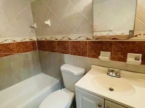 1238 SW 4th St, Miami FL 33135