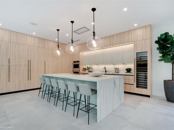 4110 Park Ave, Miami FL 33133
