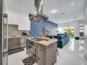 1220-1226 NE 15th Ave, Fort Lauderdale FL 33304