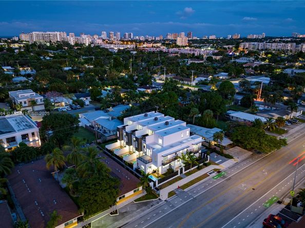 1220-1226 NE 15th Ave, Fort Lauderdale FL 33304