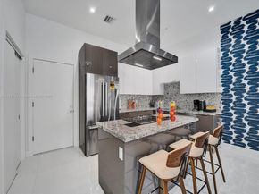 1220-1226 NE 15th Ave, Fort Lauderdale FL 33304