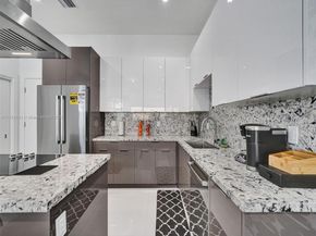 1220-1226 NE 15th Ave, Fort Lauderdale FL 33304