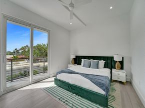 1220-1226 NE 15th Ave, Fort Lauderdale FL 33304