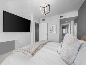 480 NE 30th St 904, Miami FL 33137