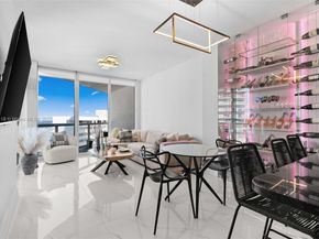 480 NE 30th St 904, Miami FL 33137