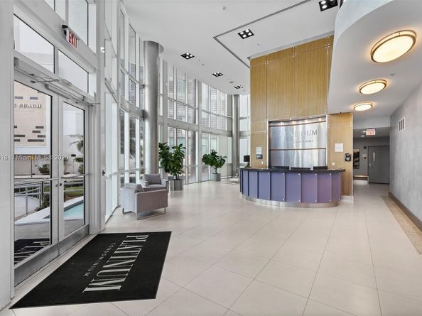 480 NE 30th St 904, Miami FL 33137