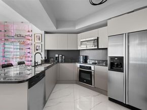 480 NE 30th St 904, Miami FL 33137