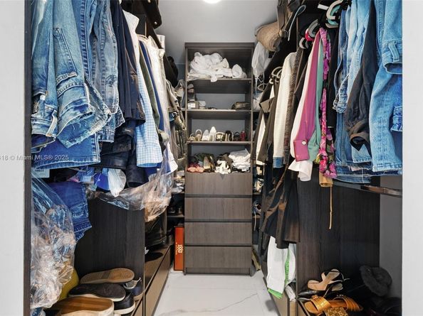 480 NE 30th St 904, Miami FL 33137