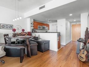 253 NE 2nd St 1007, Miami FL 33132