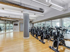 253 NE 2nd St 1007, Miami FL 33132