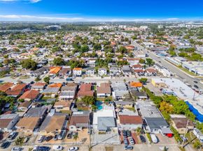 351 E 13th St, Hialeah FL 33010