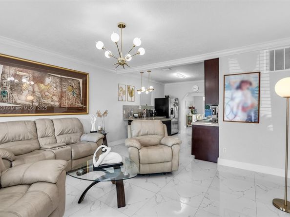 351 E 13th St, Hialeah FL 33010