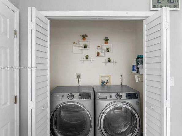 351 E 13th St, Hialeah FL 33010