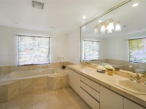 851 N 11th Ave, Hollywood FL 33019