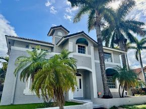 851 N 11th Ave, Hollywood FL 33019