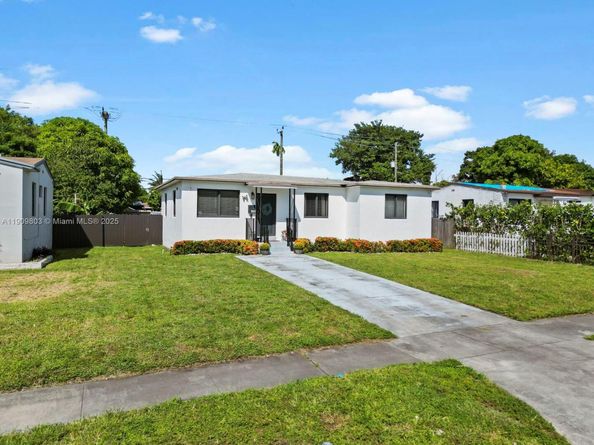 951 NE 155th Ter, North Miami Beach FL 33162