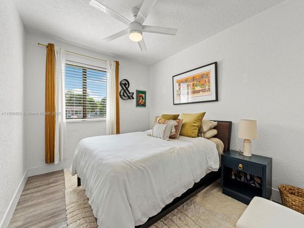 951 NE 155th Ter, North Miami Beach FL 33162